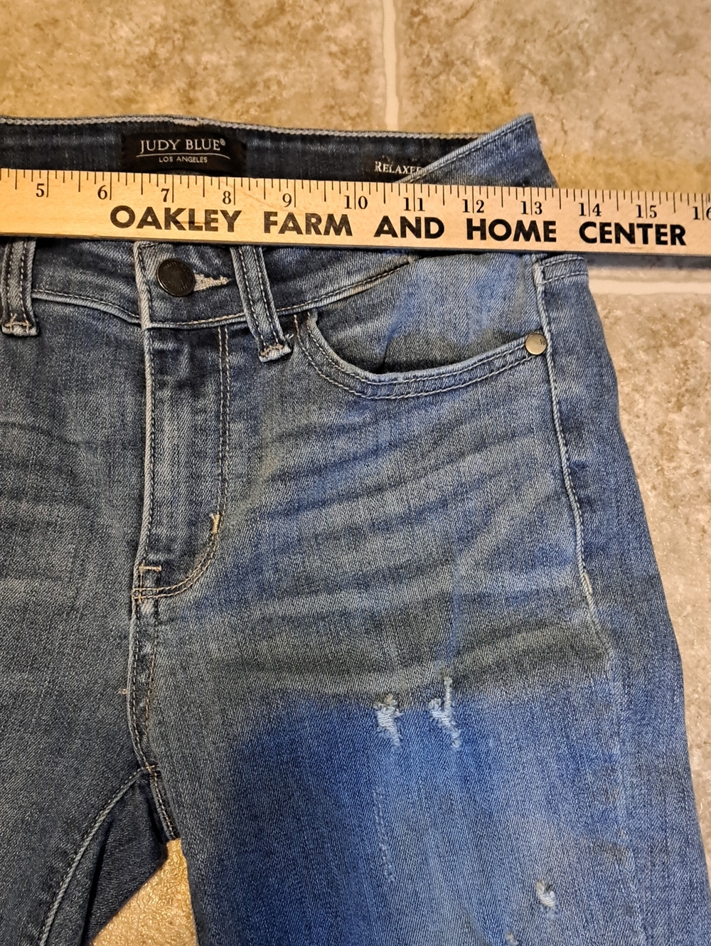 Judy Blue Medium Wash Distressed Skinny Jeans. Size 7/28. - Picture 7 of 13
